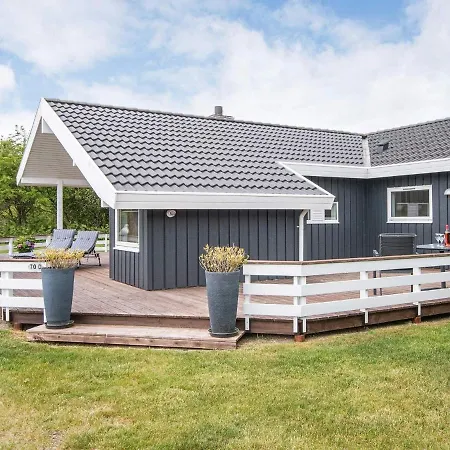 Holiday Bjert Xi 度假居 Binderup Strand